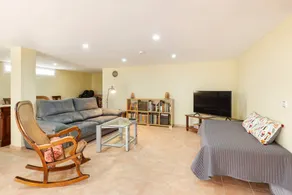 Family-friendly nice apartment with garden, BBQ & pool | Sea view | Close to the beach | Perfect for remote work | Pets allowed - Image 3