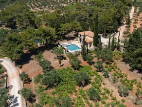 Holiday home with terrace, garden & barbecue | Sea view - Image 2