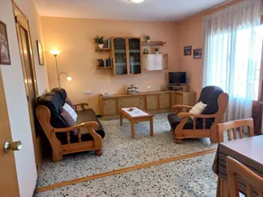 Holiday apartment with garden & barbecue - Image 2
