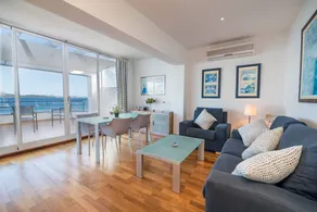 Familienfreundliches Ferienhaus mit Terrasse und Whirlpool | Meerblick | Neben dem Strand - Image 2