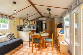 Mobile Home 'Mobilhome Mh 212' with Private Pool, Private Terrace and Air Conditioning - Image 5