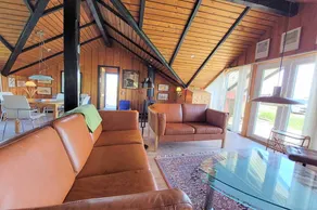 Holiday home with terrace & barbeque | Water view - Image 2