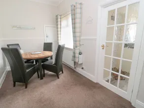 Cottage with garden - Image 5