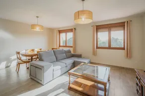 Fully equipped spacious holiday home with barbecue, terrace & garden | Garden view | Good for workation - Image 4