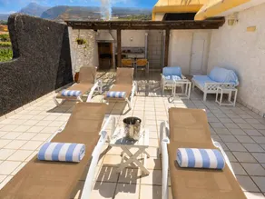 One bedroom appartement with sea view shared pool and enclosed garden at Guia de Isora 1 km away from the beach - Image 2