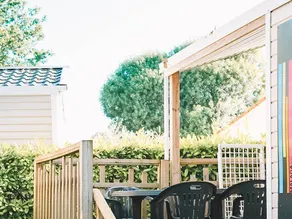 Mobile home with heated pool & terrace - Image 5