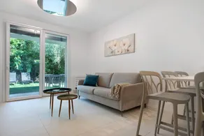 Flat with garden & terrace | Mountain view - Image 2