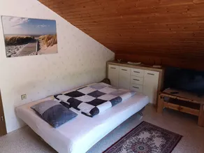 Holiday apartment with barbeque | Garden view - Image 3