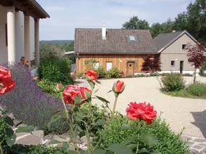 Wonderful holiday home with pool - Image 2