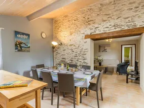 Spacieux cottage avec barbecue et jardin - Image 3