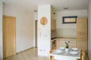 Flat with garden, terrace & pool | Beach view - Image 4