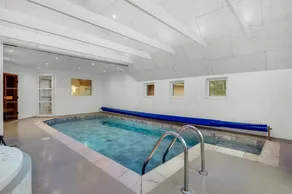 Ferienhaus mit privatem Pool, Terrasse und Whirlpool - Image 5