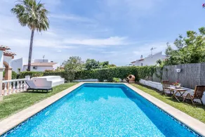 Villa 'Jami' with Private Pool, Wi-Fi and Air Conditioning - Image 3