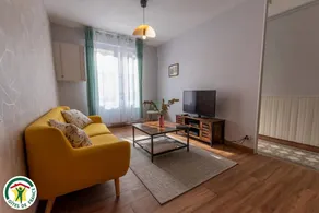 Gite with barbecue & terrace - Image 2