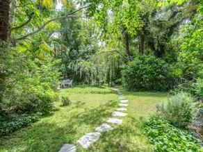 House with sauna, garden & hot tub | Nature view - Image 3