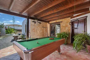 Appartement de vacances entièrement équipé avec jardin, barbecue et terrasse | Vue montagne - Image 2