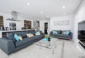 Holiday home with terrace, pool & garden | Sea view - Image 3