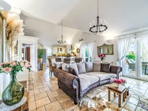 Fully equipped holiday home with private pool, terrace & hot tub | Sea view | Beach nearby | Pet-friendly - Image 5