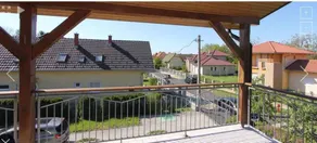 Apartment with garden, pool & barbeque - Image 3