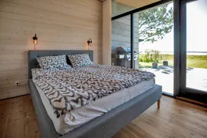 Holiday home with sauna, BBQ & terrace - Image 4
