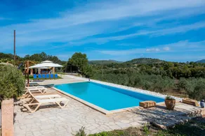 Family-oriented B&B with BBQ, garden & pool | Garden view | Good for workation | Pets are welcome - Image 3