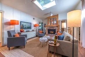 Holiday home with terrace, garden & BBQ | Suitable for remote work - Image 2