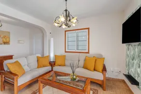Vacation Home 'Morgana' with Sea View, Private Terrace and Wi-Fi - Image 5