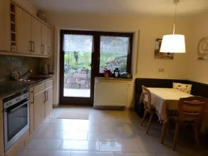 Appartamento con giardino, griglia e terrazza - Image 3