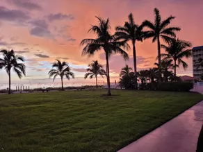 Luksus Gulf Front Condo - Image 2