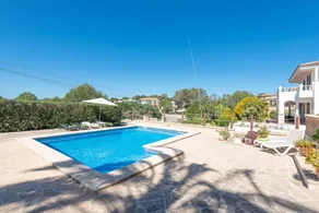 Children-friendly lovely flat with pool, terrace & garden | Close to the beach - Image 4