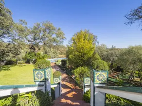 House with BBQ, terrace & garden - Image 5
