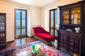 Holiday home with garden | Lake view - Image 3