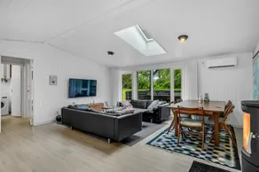 House with terrace & garden - Image 3