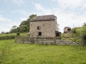 Family-friendly cottage with garden | Pets are welcome - Image 3