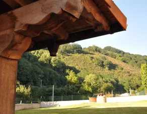 Holiday home with barbecue & garden | Mountain view - Image 2