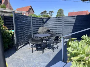 Holiday home with BBQ, garden & terrace - Image 2