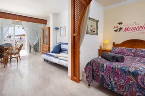 Ferienhaus "Beachfront Bungalow" mit Meerblick, Privater Terrasse und WLAN - Image 5