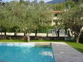 Tolles Ferienhaus in Camaiore mit Privatem Pool - Image 2
