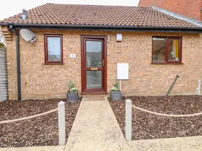 Pleasant cottage with garden - Image 2