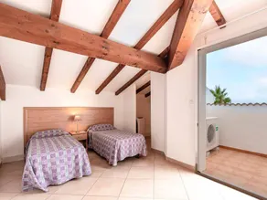 Charming holiday apartment with terrace & pool | Sea view | Close to the beach | Pets allowed - Image 5