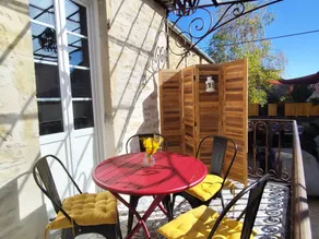Labelled cottage in Burgundy with shared pool - Image 5