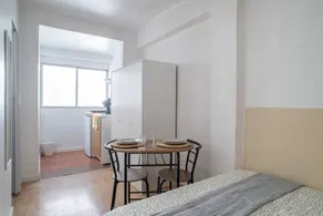Charming dedicated room - Image 3