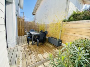 Child-friendly beautiful apartment with terrace | Next to the beach - Image 2