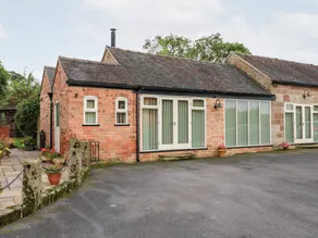 Family-oriented lovely cottage with garden | Dogs allowed - Image 3