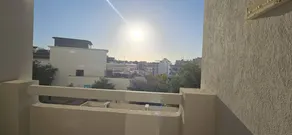 Holiday home with terrace | City view - Image 2