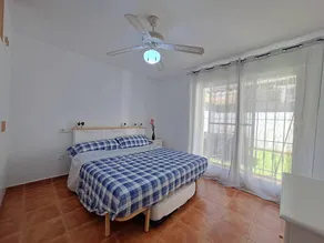 Flat with pool, terrace & garden - Image 5
