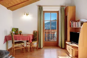 Ferienwohnung mit Terrasse, Grill und Garten | Bergblick | Ideal für Homeoffice - Image 3