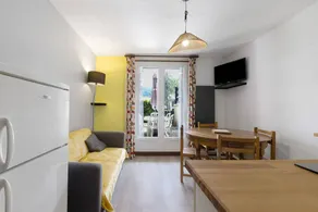 Apartment 'Venus' with Mountain View, Shared Pool and Private Terrace - Image 4