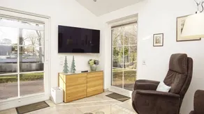 House with sauna & terrace - Image 4