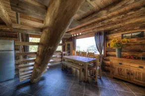 Chalet adatto alle famiglie con idromassaggio, giardino e sauna | Vista sulla natura | Ammette animali domestici - Image 5